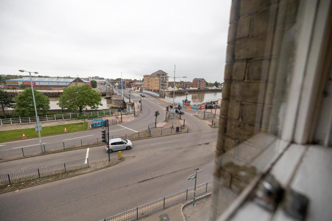 Entire Two Double Bedrooms Flat With River Yare View H6 Great Yarmouth Kültér fotó