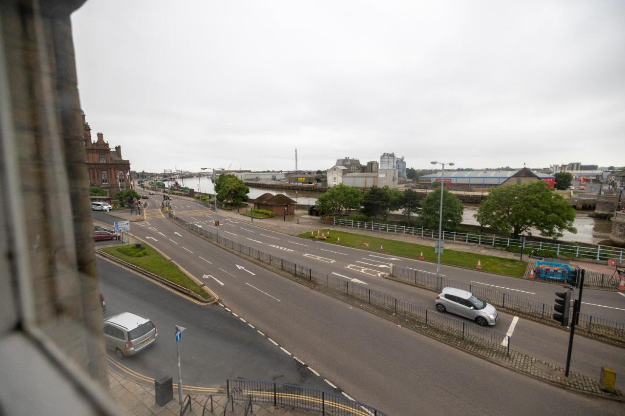 Entire Two Double Bedrooms Flat With River Yare View H6 Great Yarmouth Kültér fotó